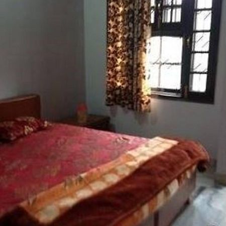 Raja Guest House Джаландхар Экстерьер фото
